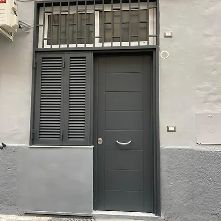 House Casablanca ナポリ